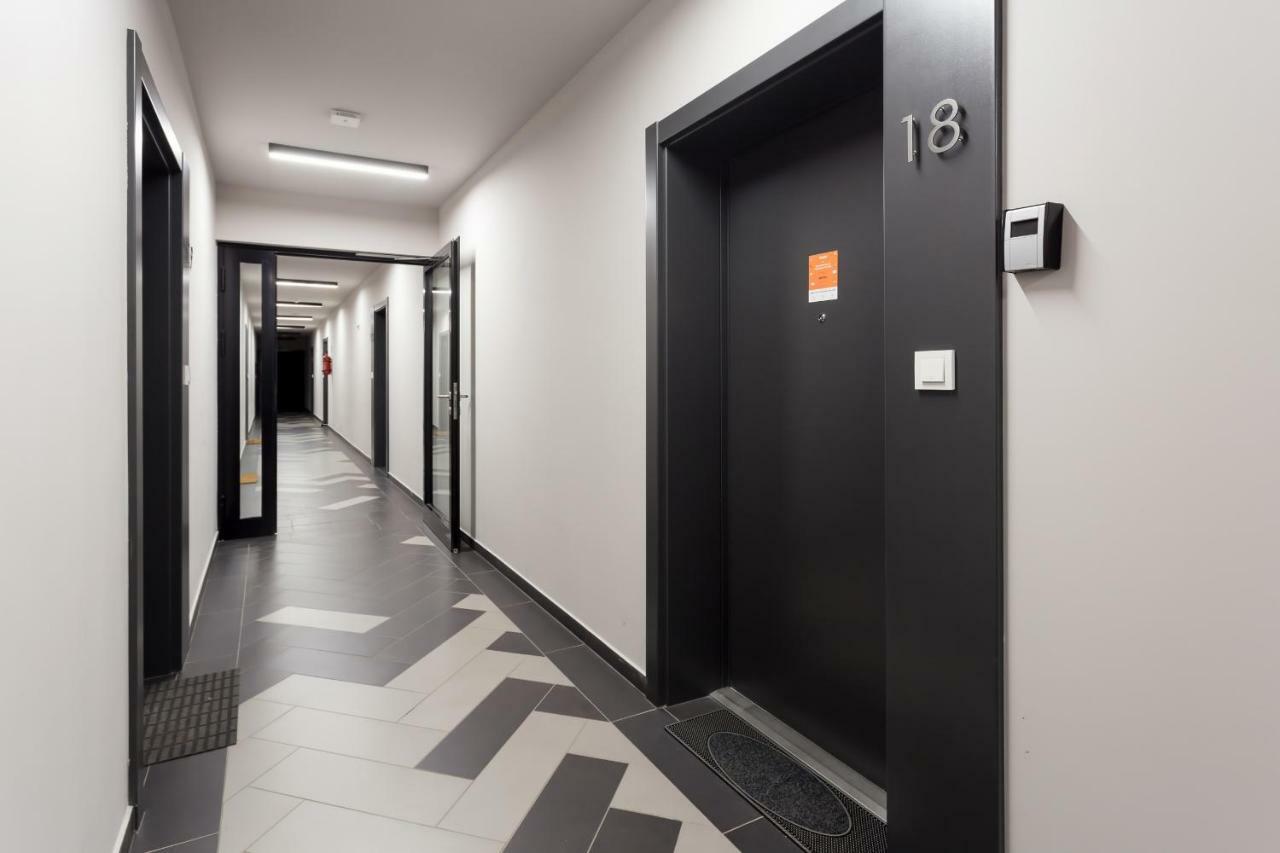 Apartments Poznan Niedzialkowskiego By Noclegi Renters Luaran gambar