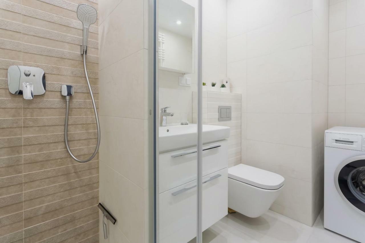 Apartments Poznan Niedzialkowskiego By Noclegi Renters Luaran gambar