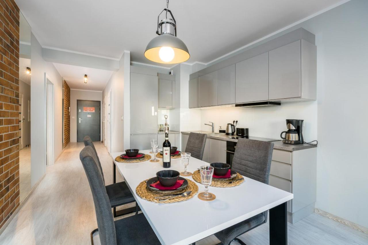 Apartments Poznan Niedzialkowskiego By Noclegi Renters Luaran gambar