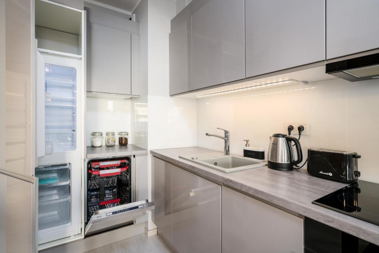 Apartments Poznan Niedzialkowskiego By Noclegi Renters Luaran gambar