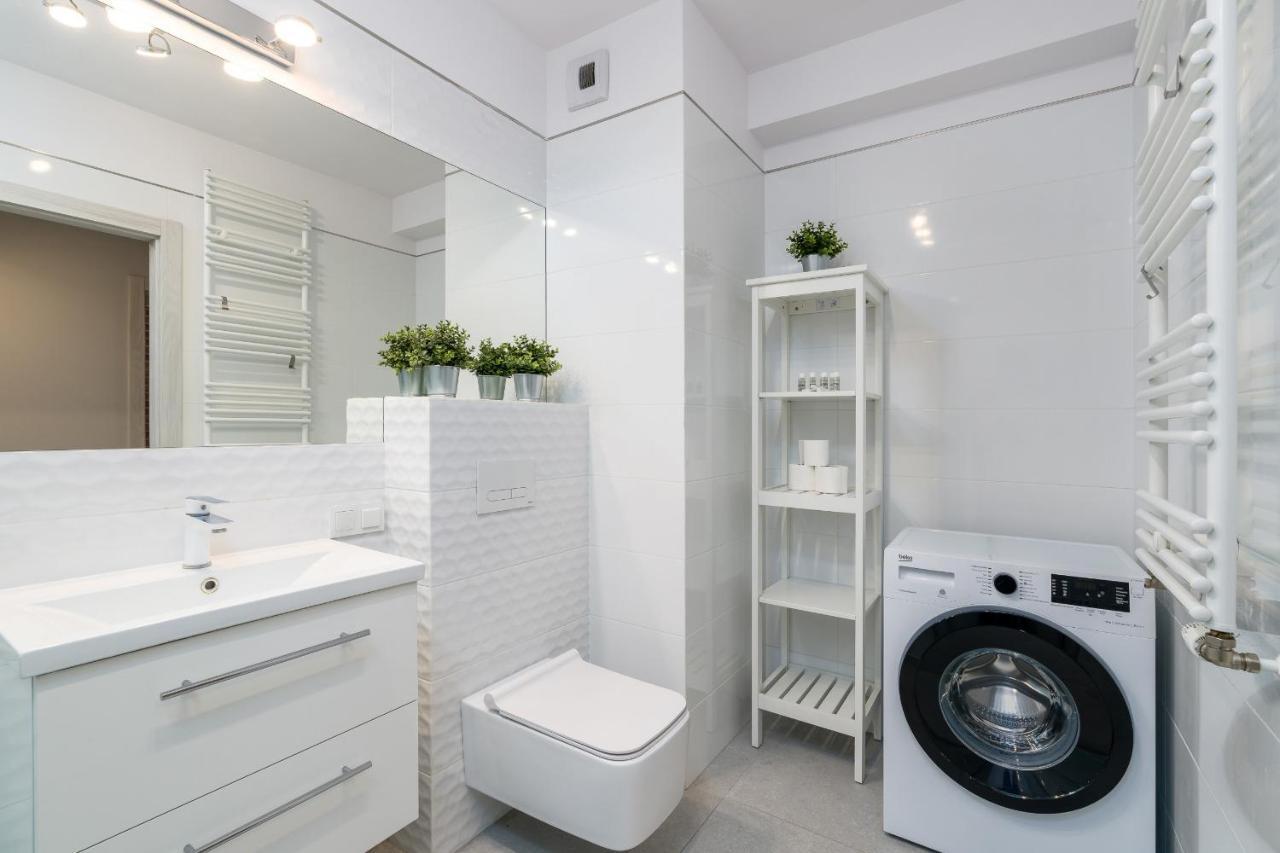 Apartments Poznan Niedzialkowskiego By Noclegi Renters Luaran gambar