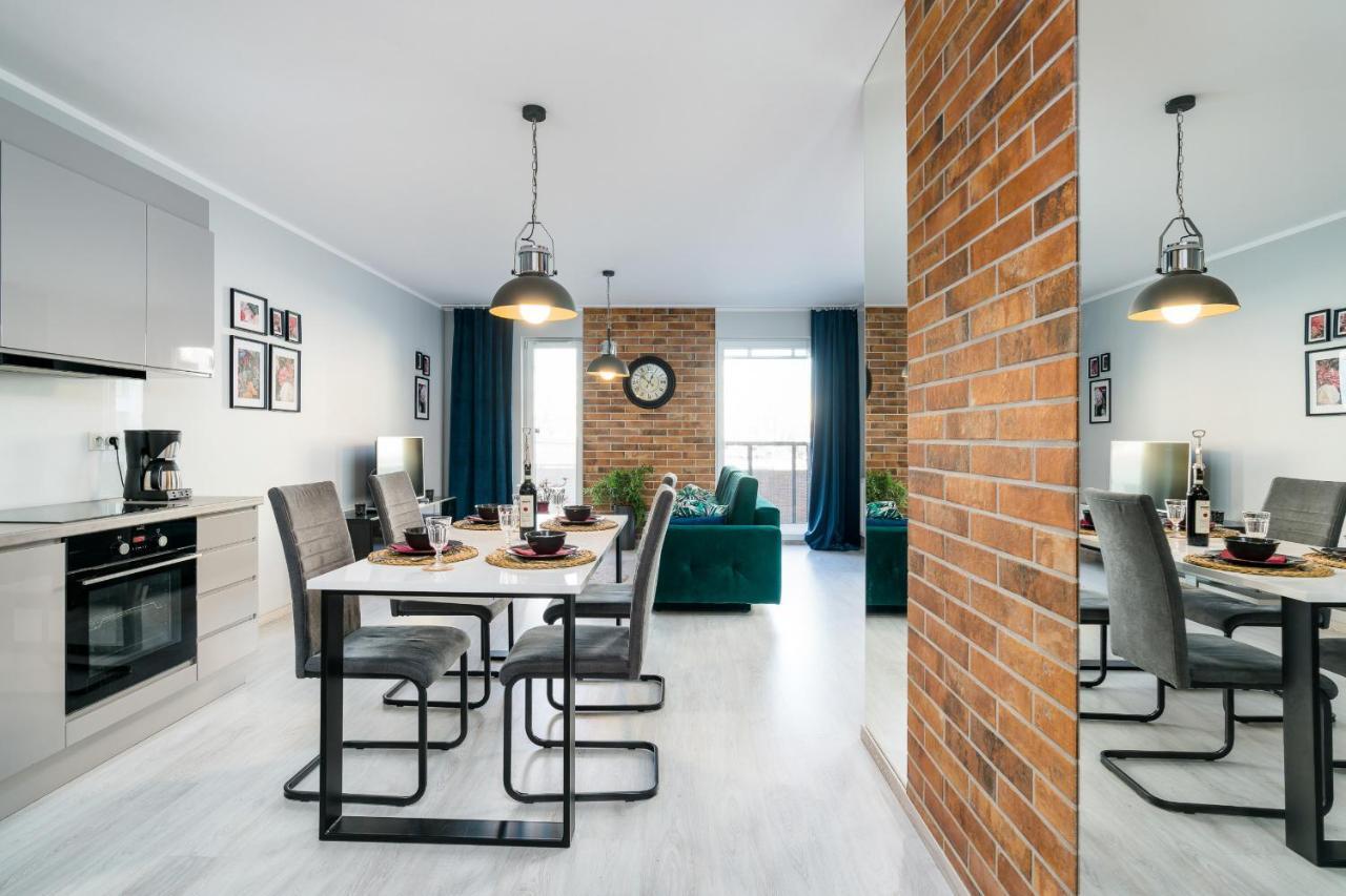 Apartments Poznan Niedzialkowskiego By Noclegi Renters Luaran gambar