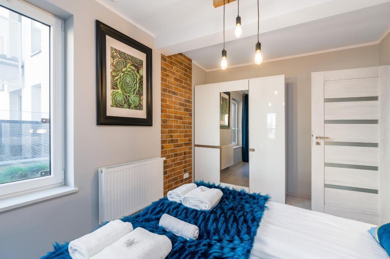 Apartments Poznan Niedzialkowskiego By Noclegi Renters Luaran gambar